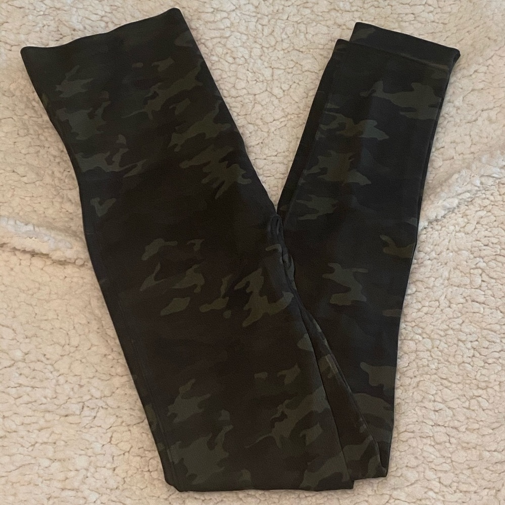 Spanx Camo Seamless Leggings